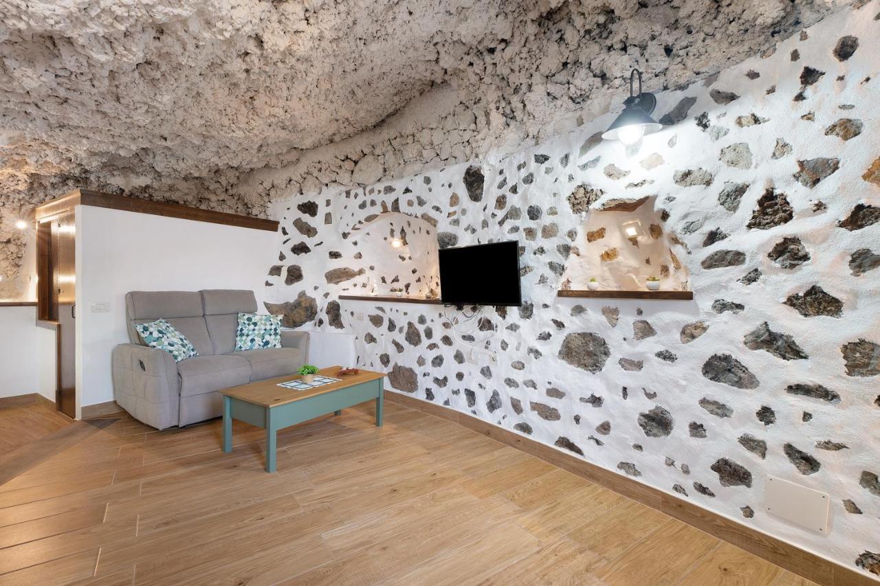 דירות טיחראפה Cueva El Desvelo מראה חיצוני תמונה