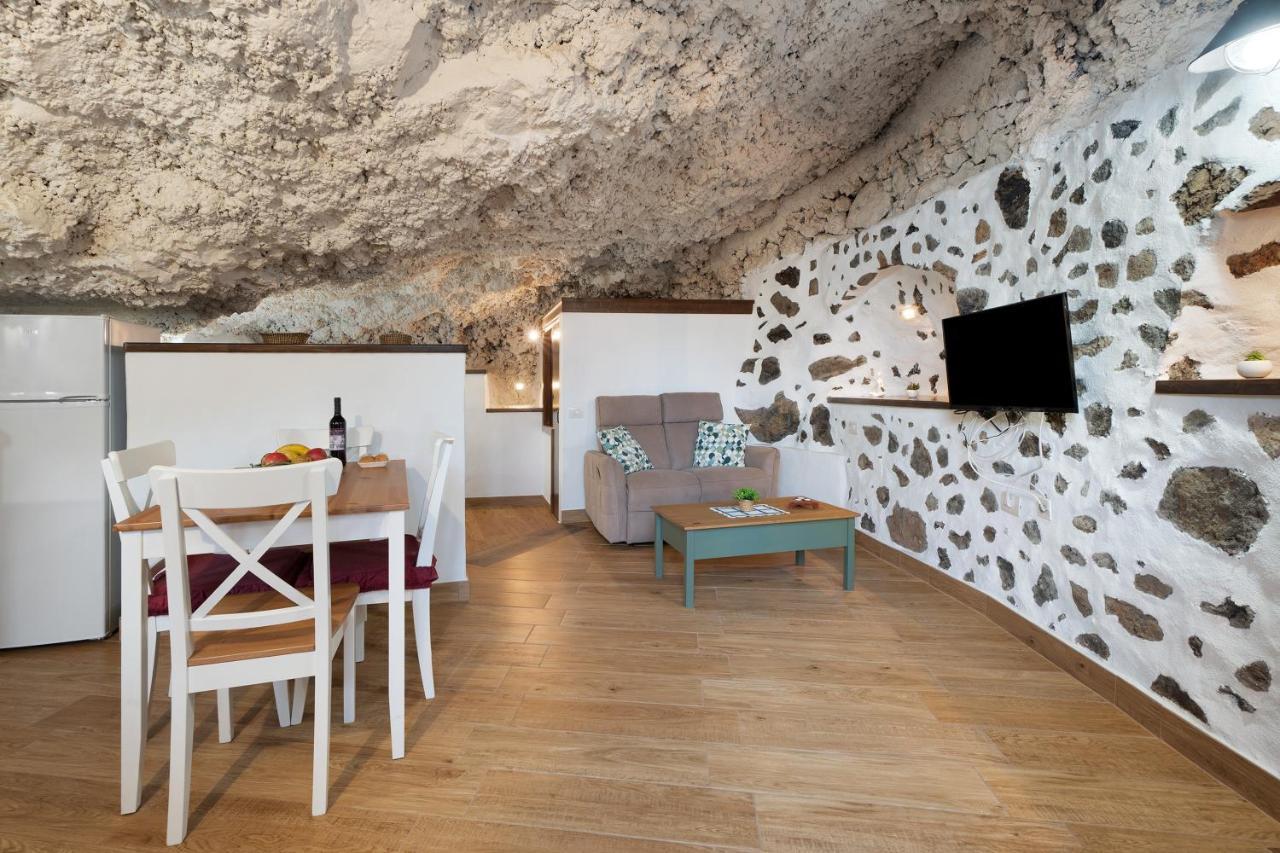 דירות טיחראפה Cueva El Desvelo מראה חיצוני תמונה